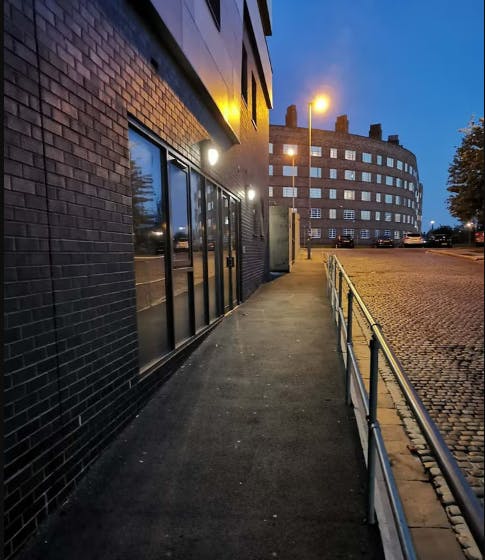 BUILDING