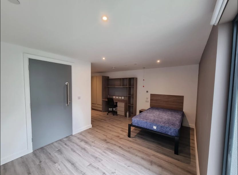 Superior Ensuite Plus