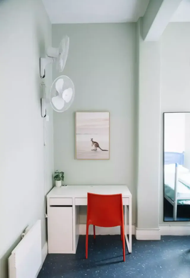 Single Room with Shared Bathroom room image 2