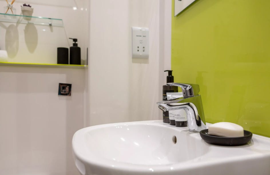 Deluxe En-Suite