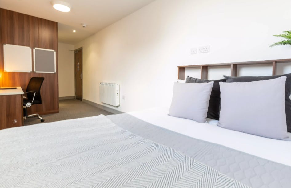Deluxe En-Suite