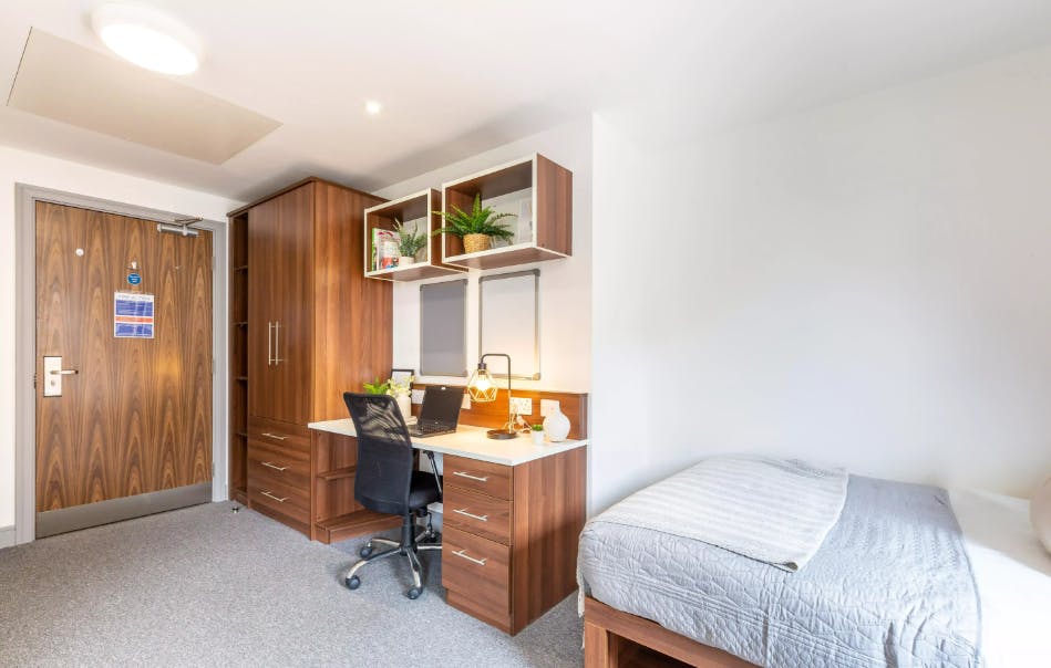 Standard Plus Studio with double occupancy
