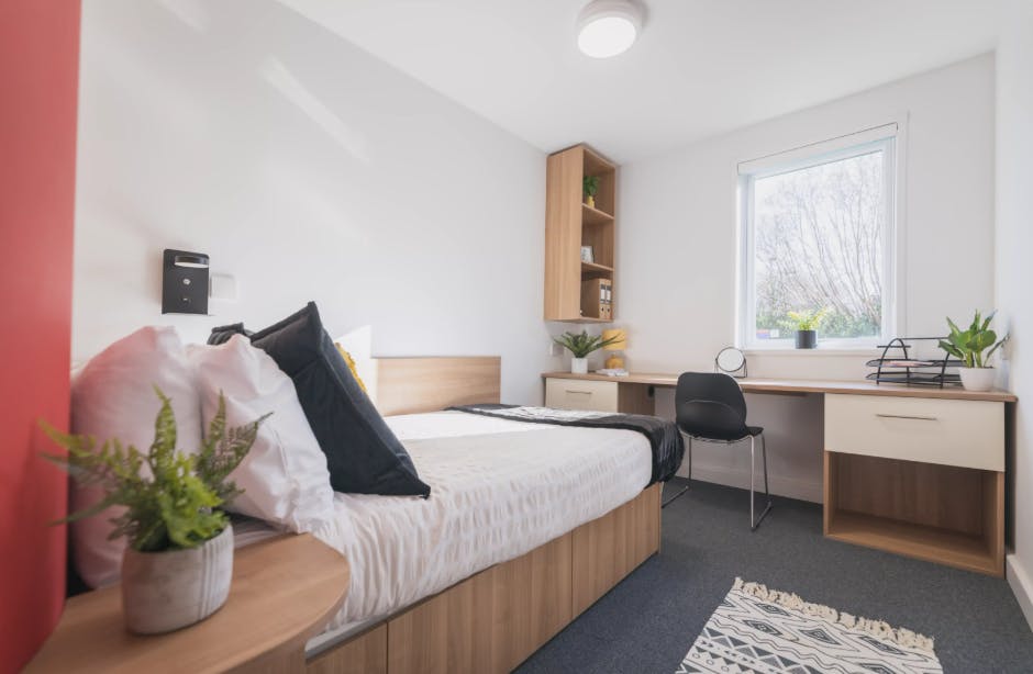 Second Floor Six Bed Cluster
