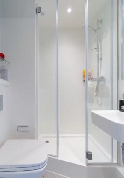 Gold En-Suite