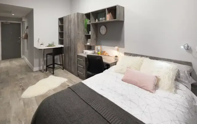 2-Bed Apartment Plus room image 1