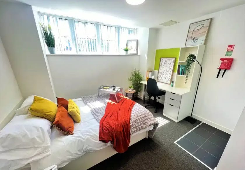 Ground Floor Deluxe Studio