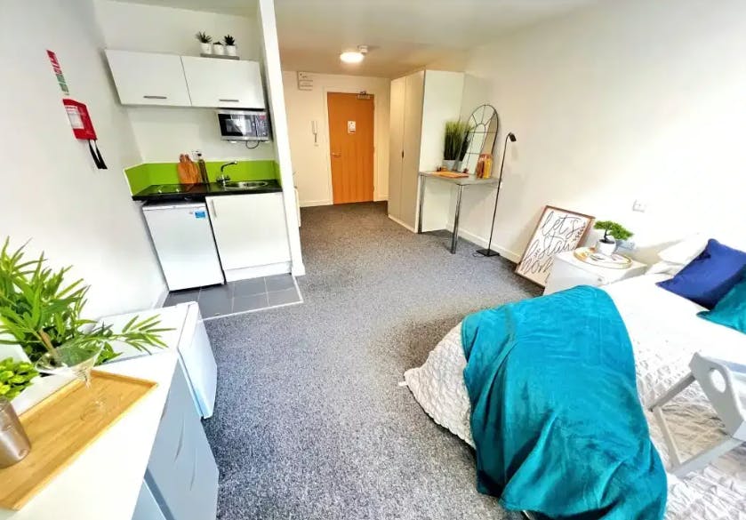 Premier Studio
