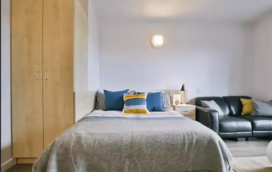 Platinum En Suite