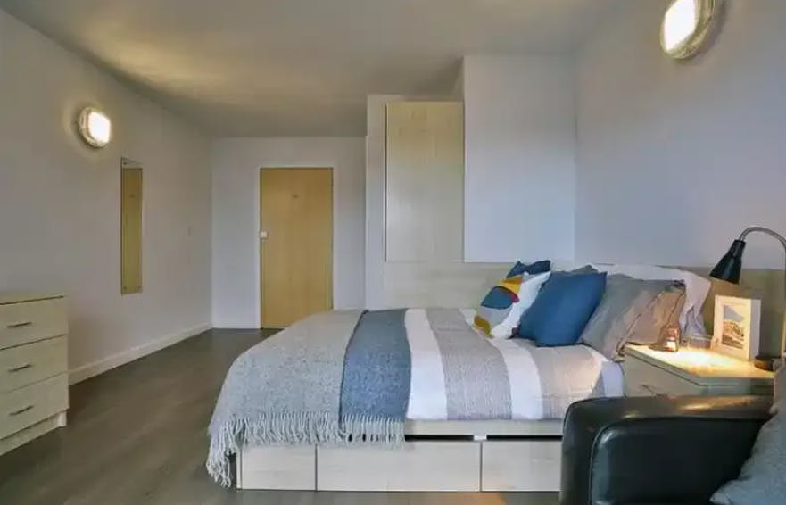 Platinum En Suite