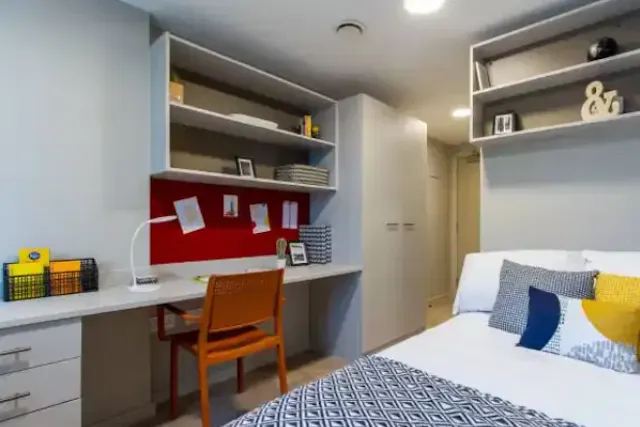 Block A Lower Floor Silver En Suite room image 1