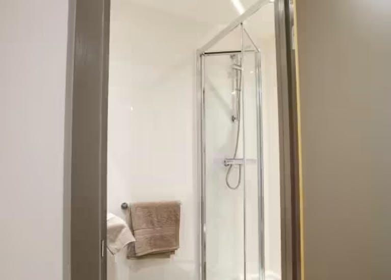 Premium One Bed Apartment Accessible