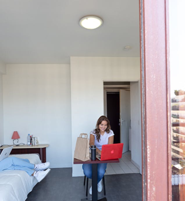 Le Vendôme-Paris-ROOM-1