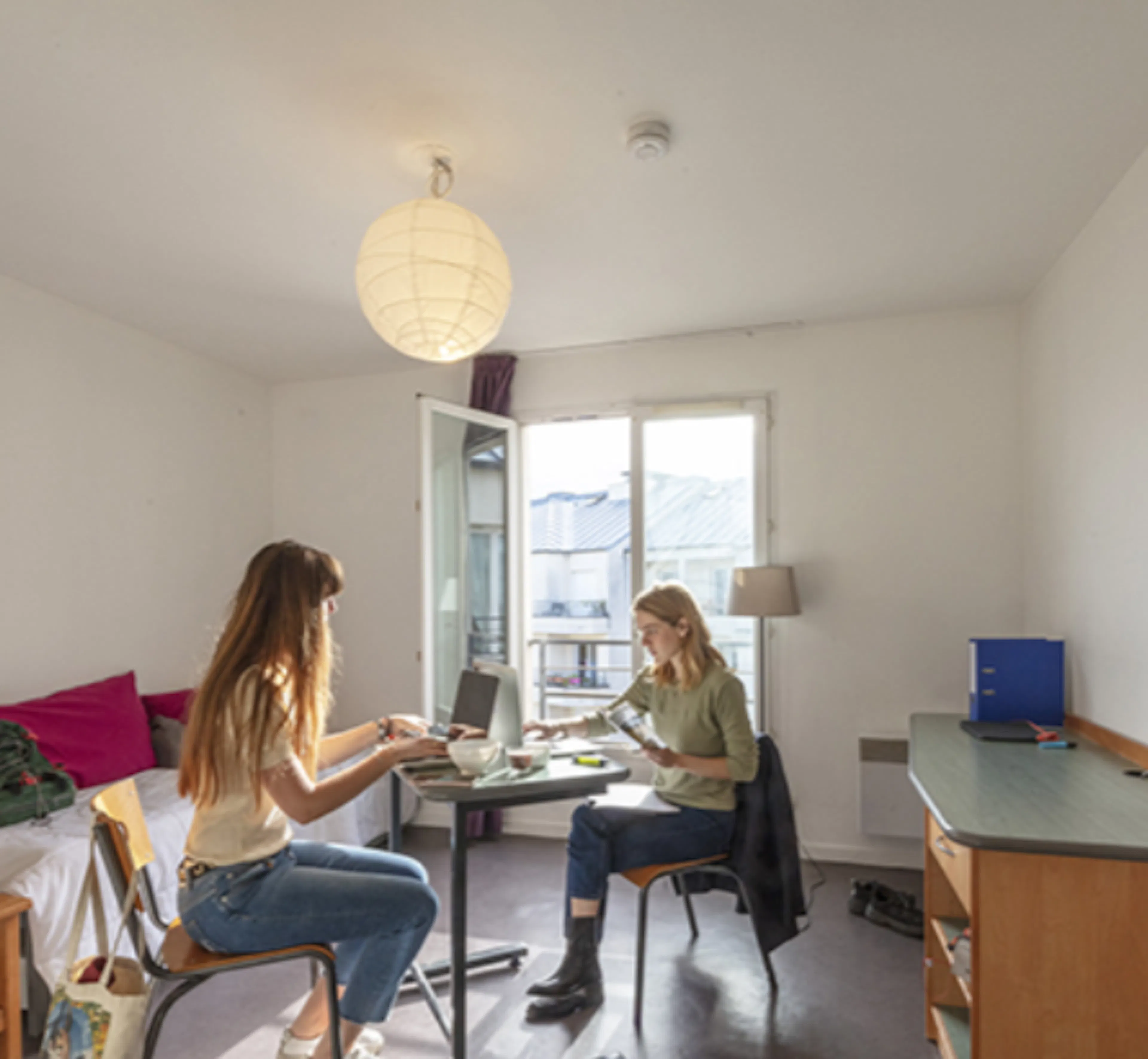 Studio ROOM 2