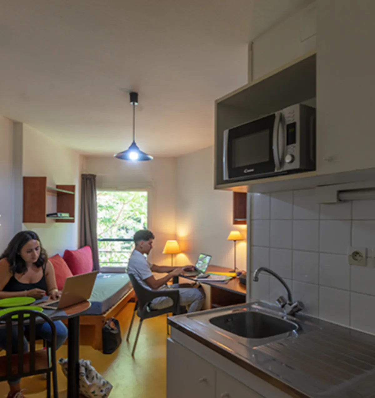 ROOM ROOM