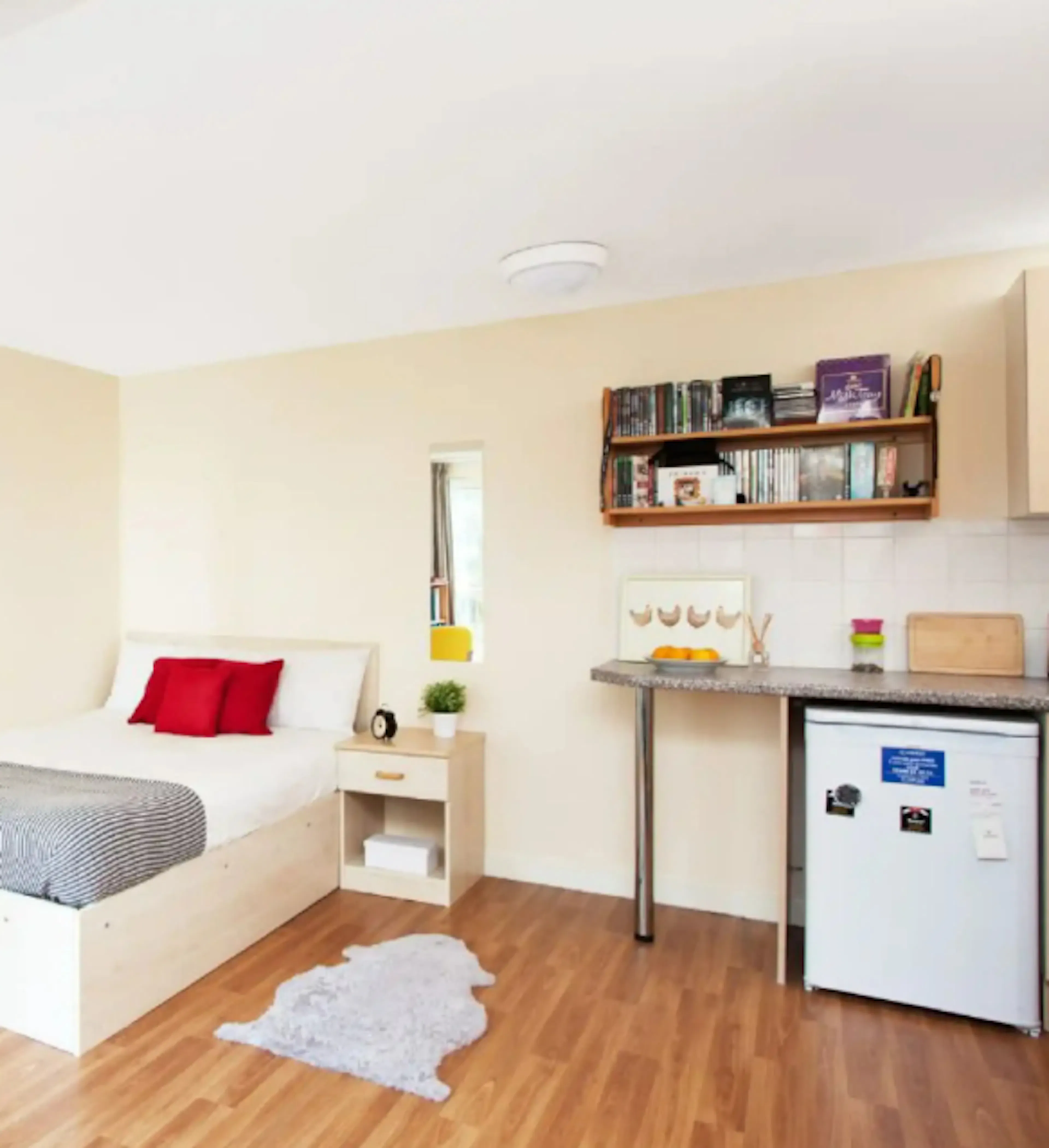 Gold Studio ROOM 4
