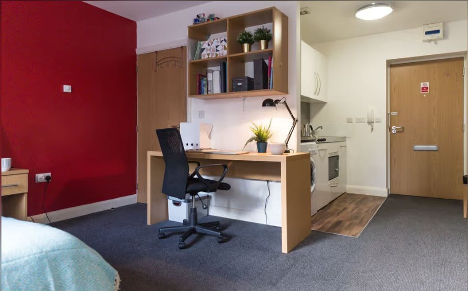 Premium Studio