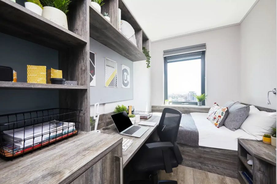 2-Bed Apartment Plus
