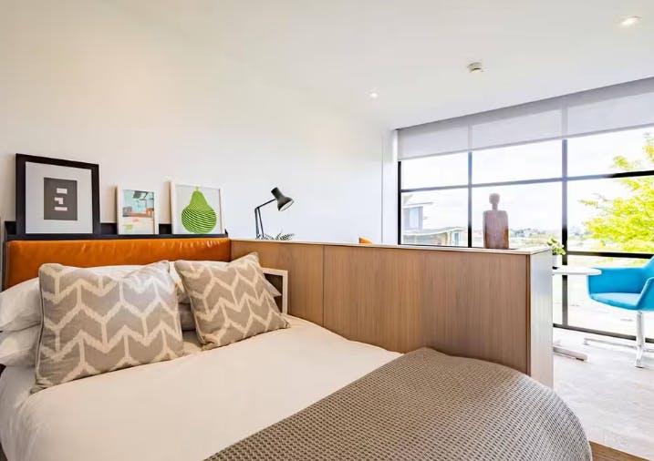 Signature Studio Premium