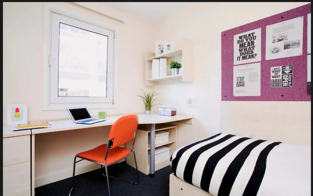 En-Suite, Classic