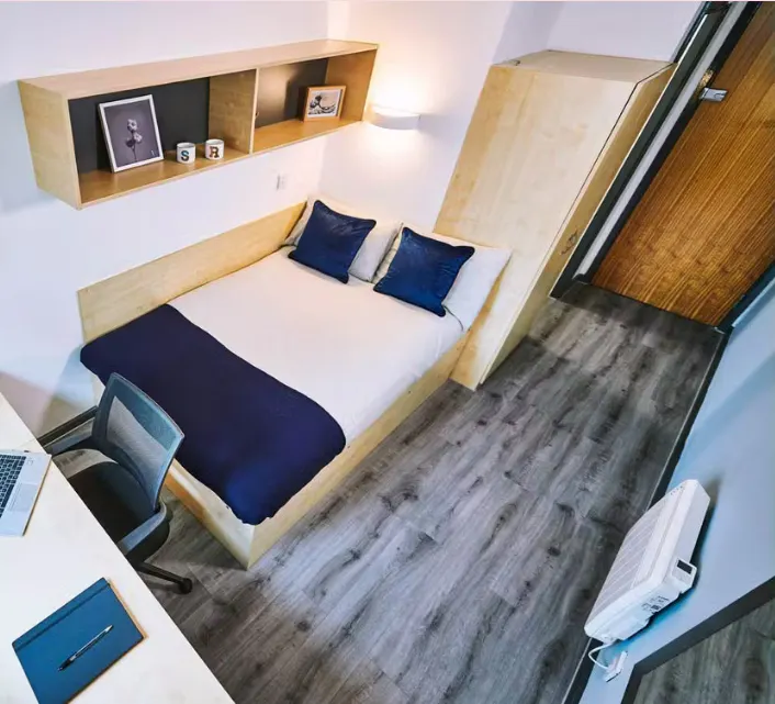 Bronze En-Suite ROOM 1