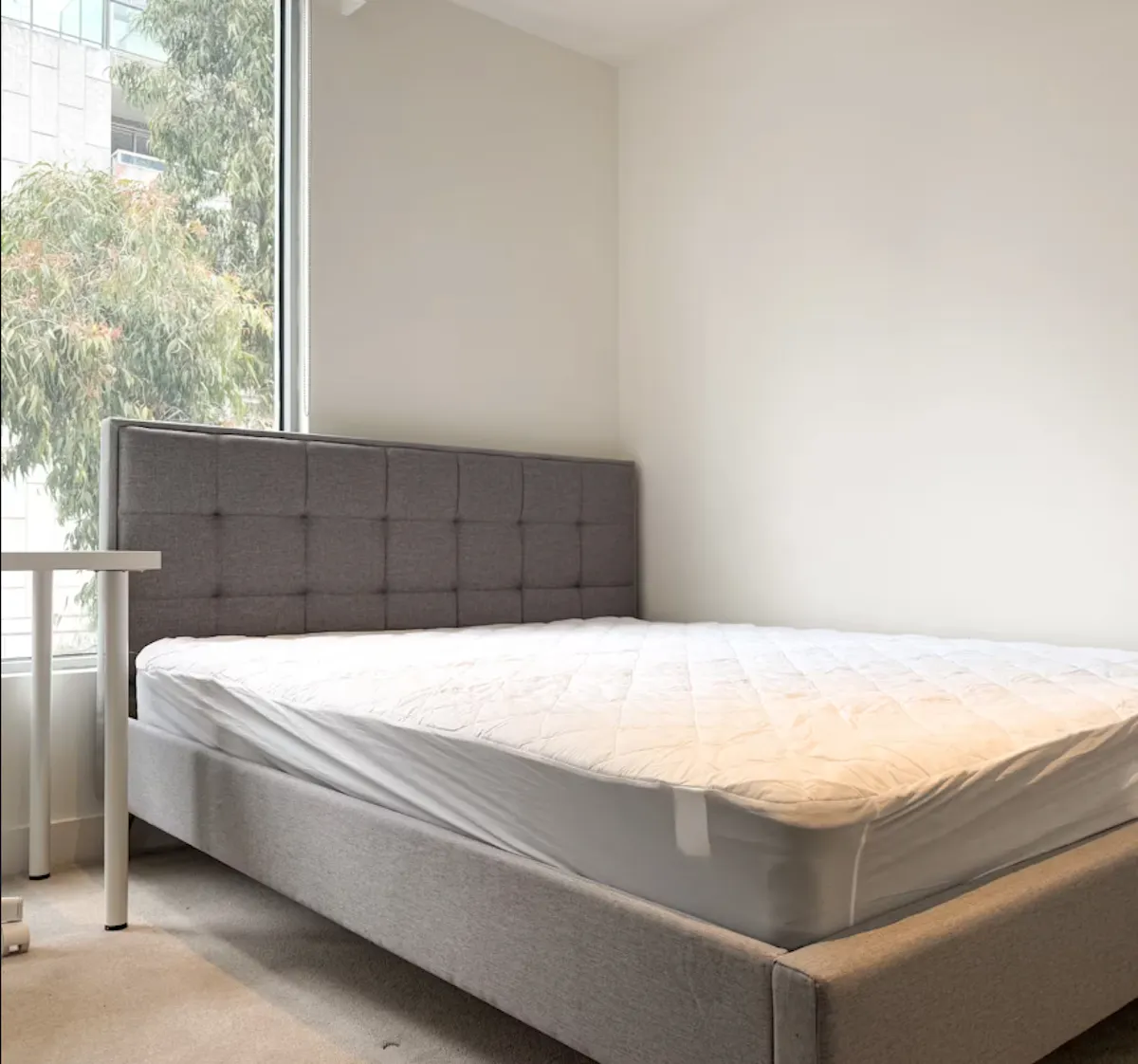 ROOM ROOM
