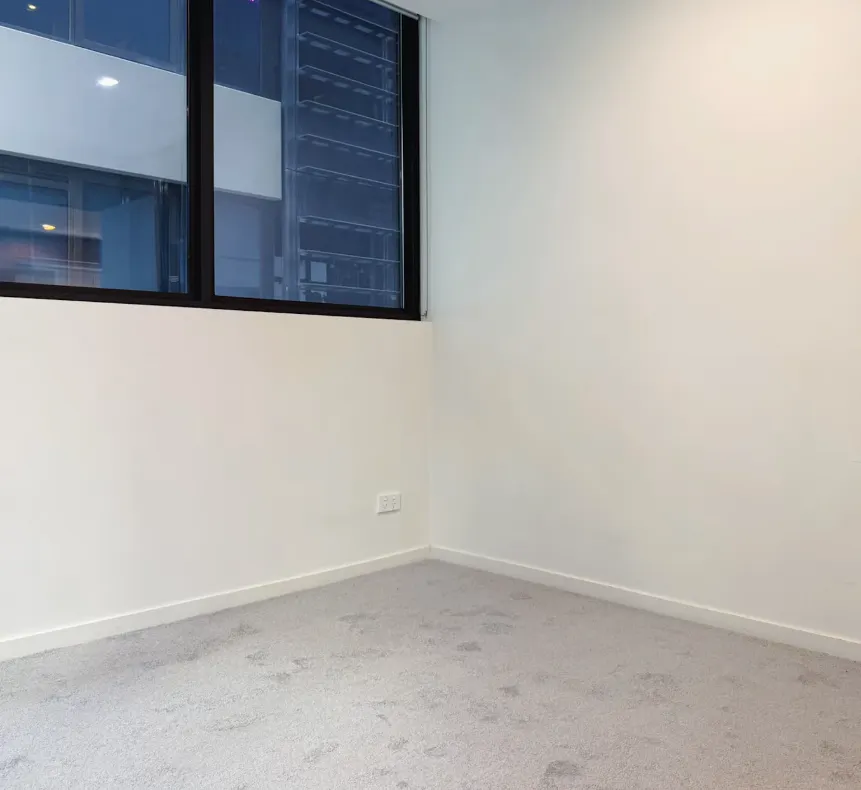 ROOM ROOM