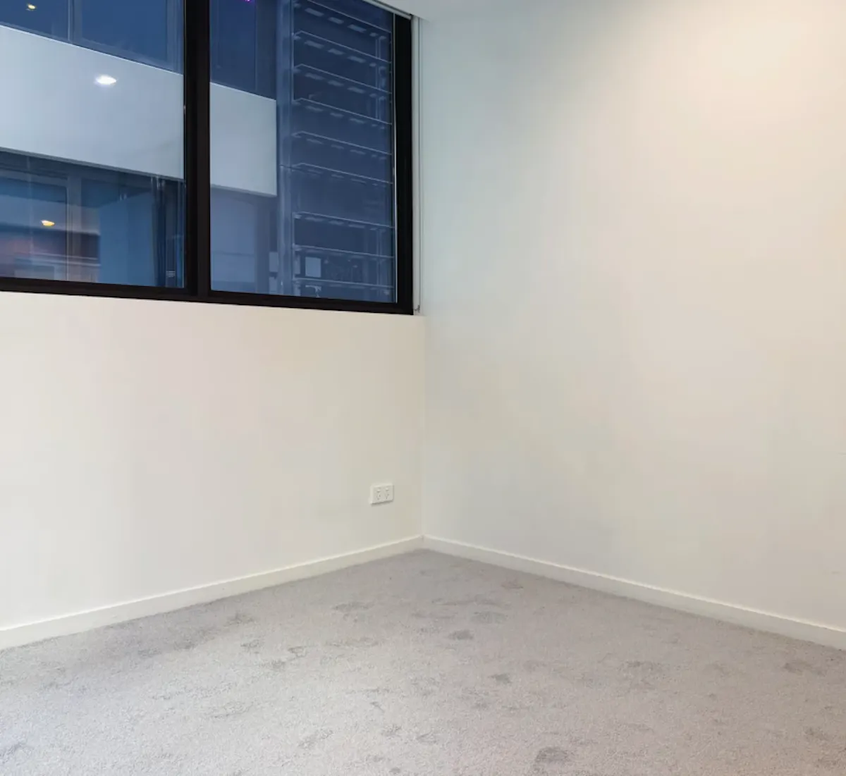 ROOM ROOM