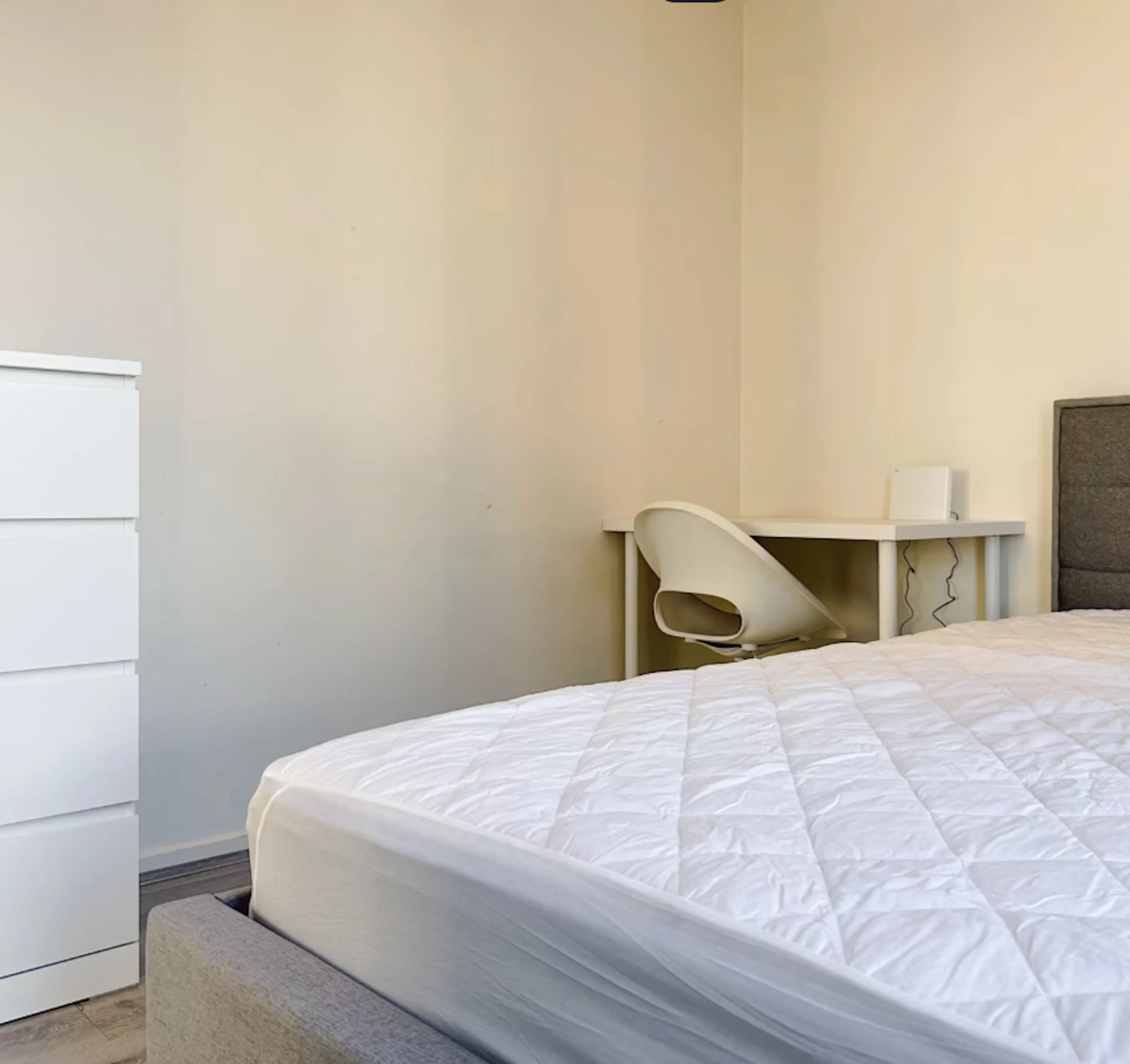 ROOM ROOM 2