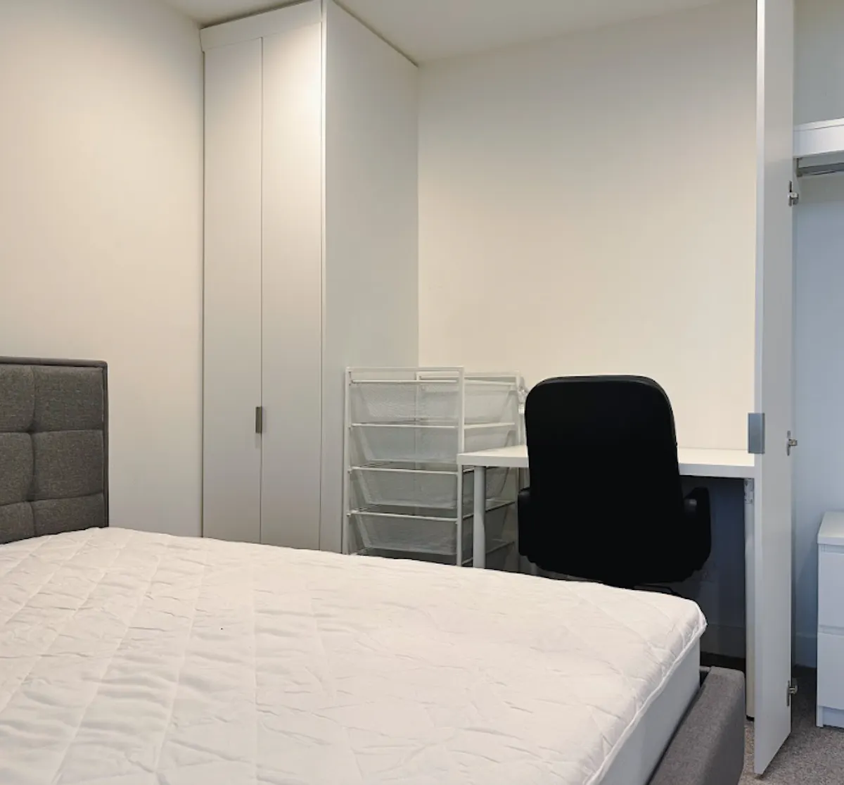 Second Room (2Bed,2Bath) ROOM