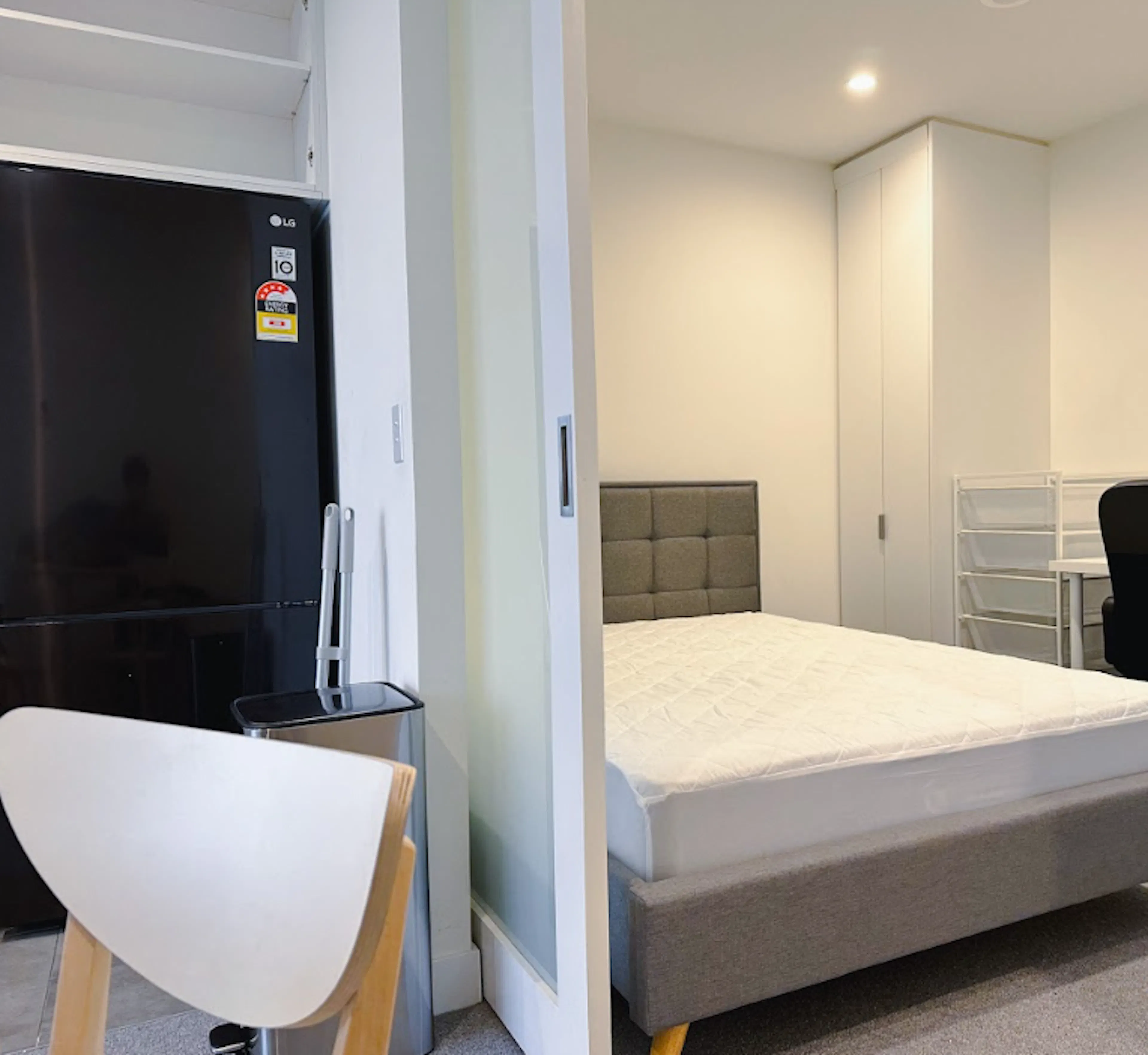 Second Room (2Bed,2Bath) ROOM 1