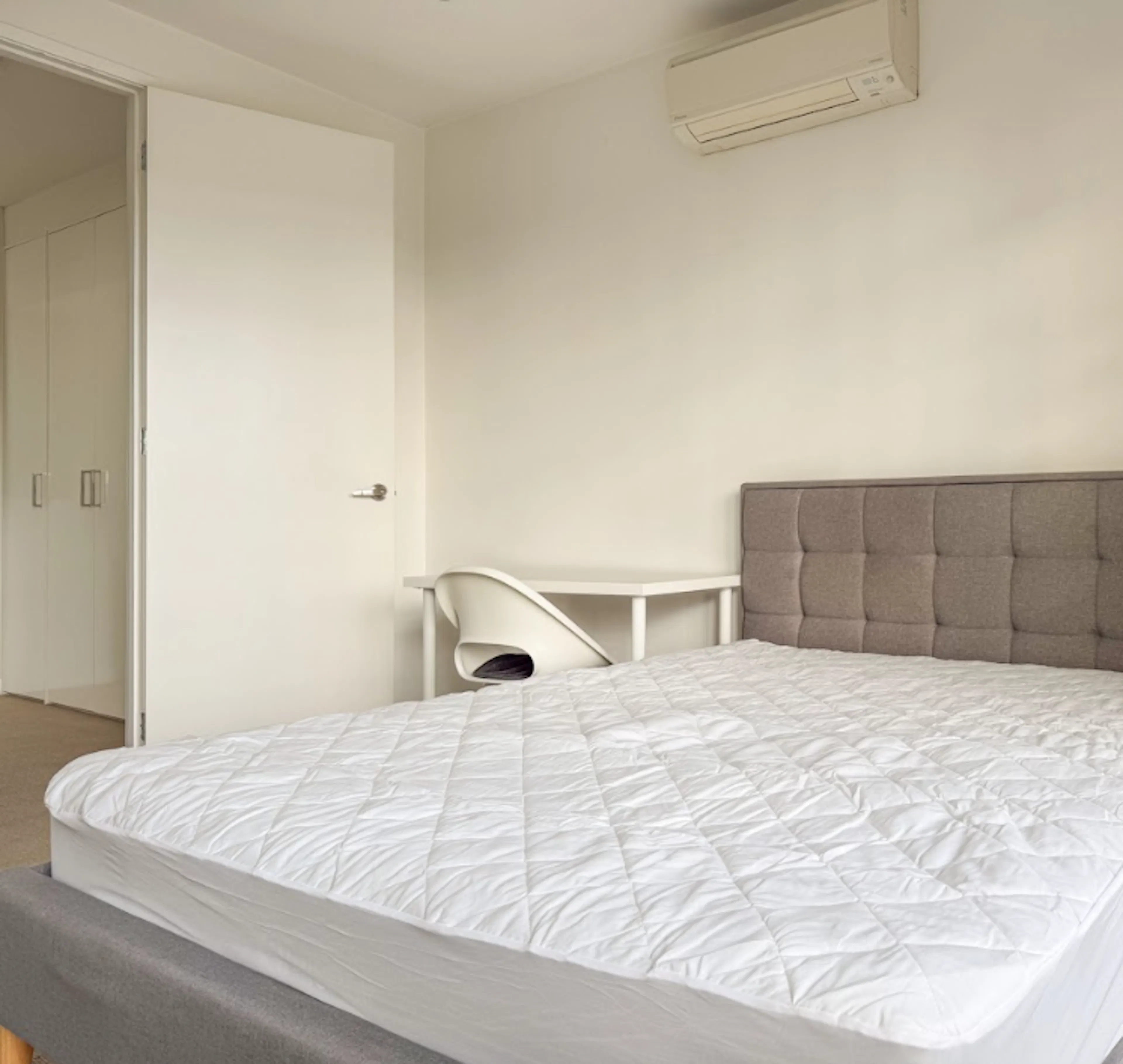 Second Room ROOM 3