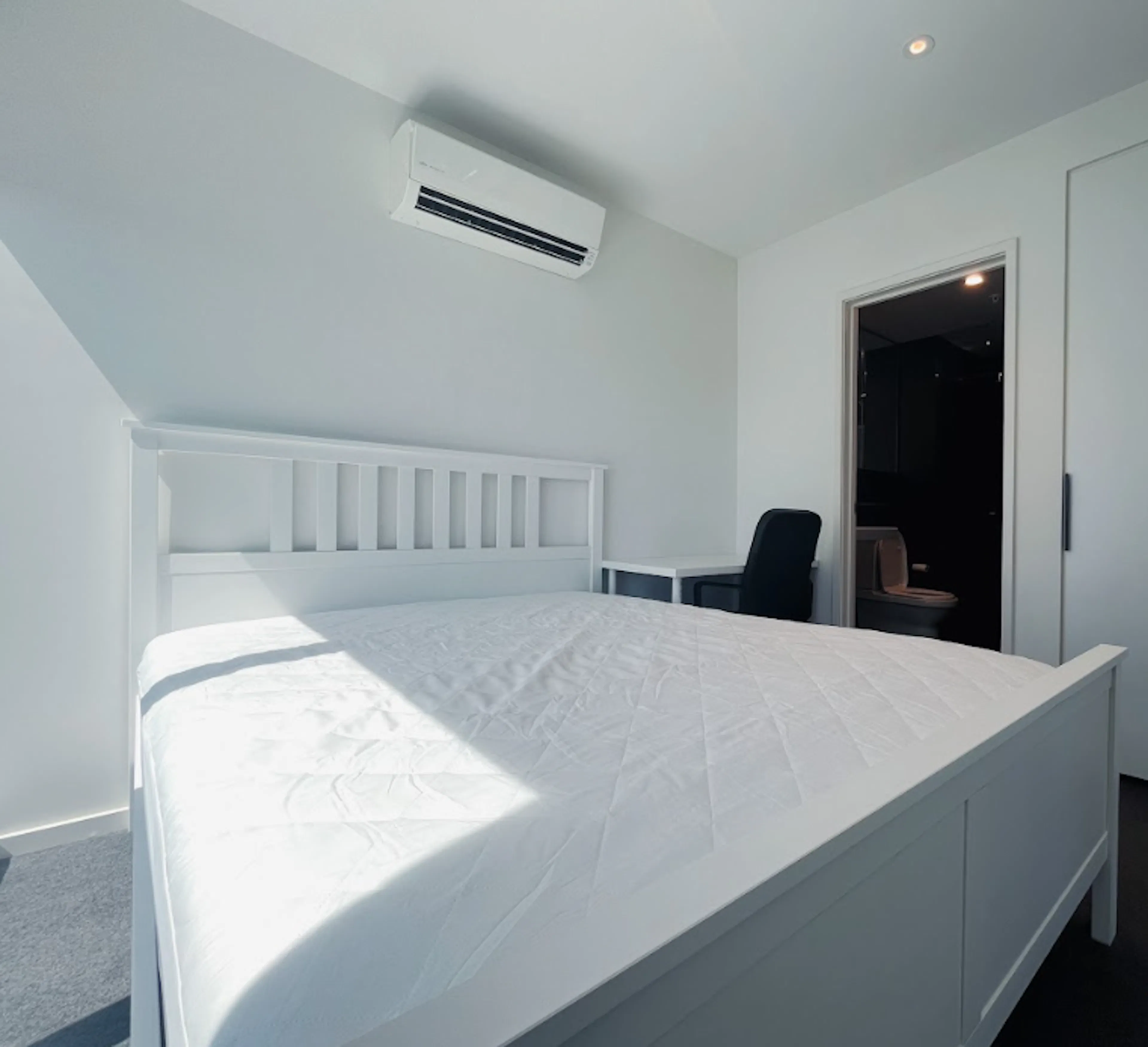 Second Room (2Bed,2Bath) ROOM 2