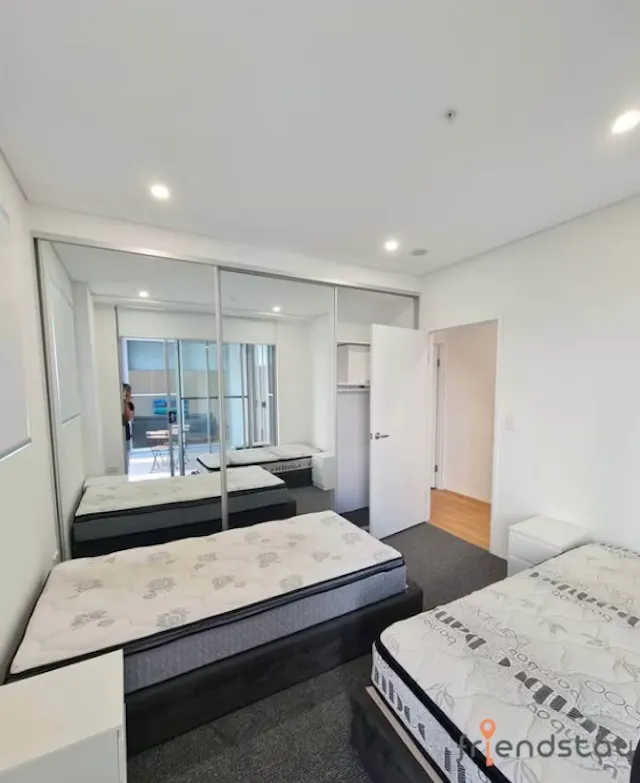2 Bedroom 2 Bathroom room image 1