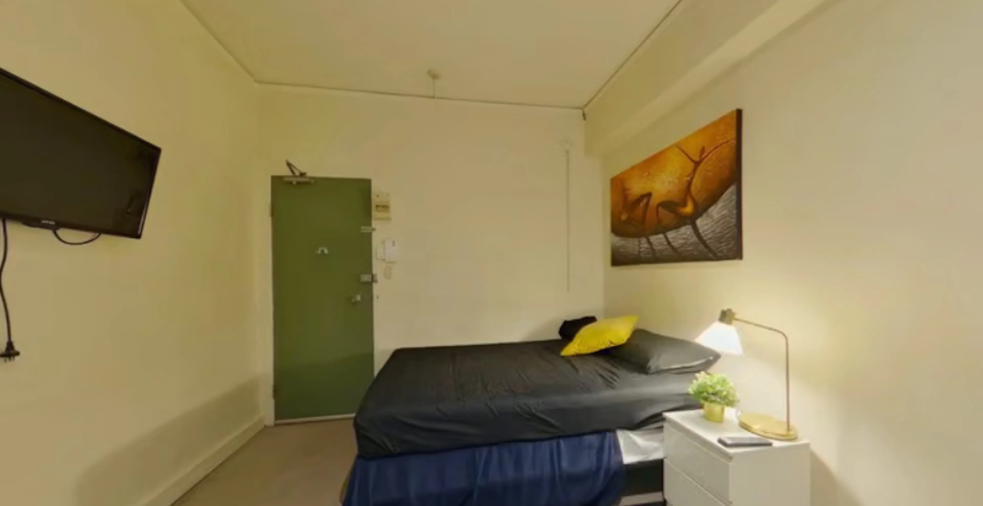 Room 4 ROOM 3