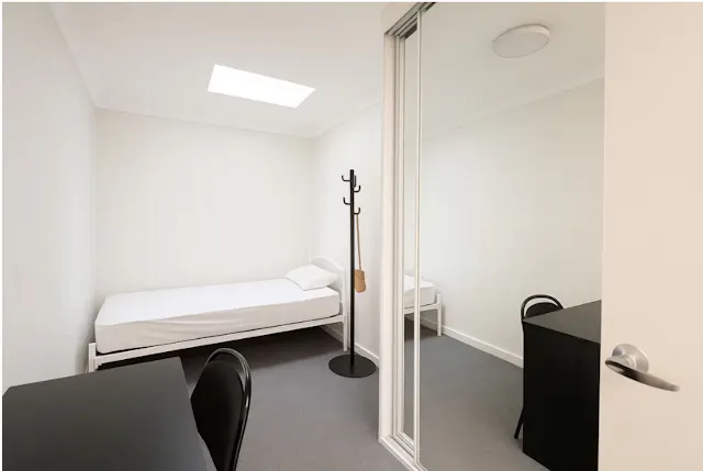 2 Bedroom/1 Bathroom room image 2