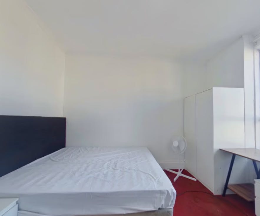 251-cleveland-street-sydney-Room 3 Standard