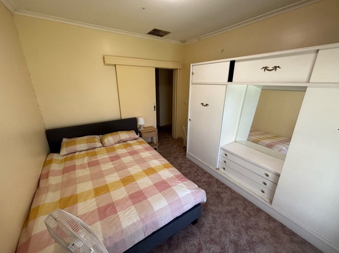 52-cresdee-road-adelaide-Room 3 (Shared)