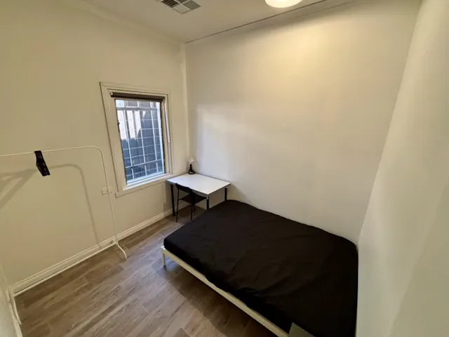Room 1 room image 1