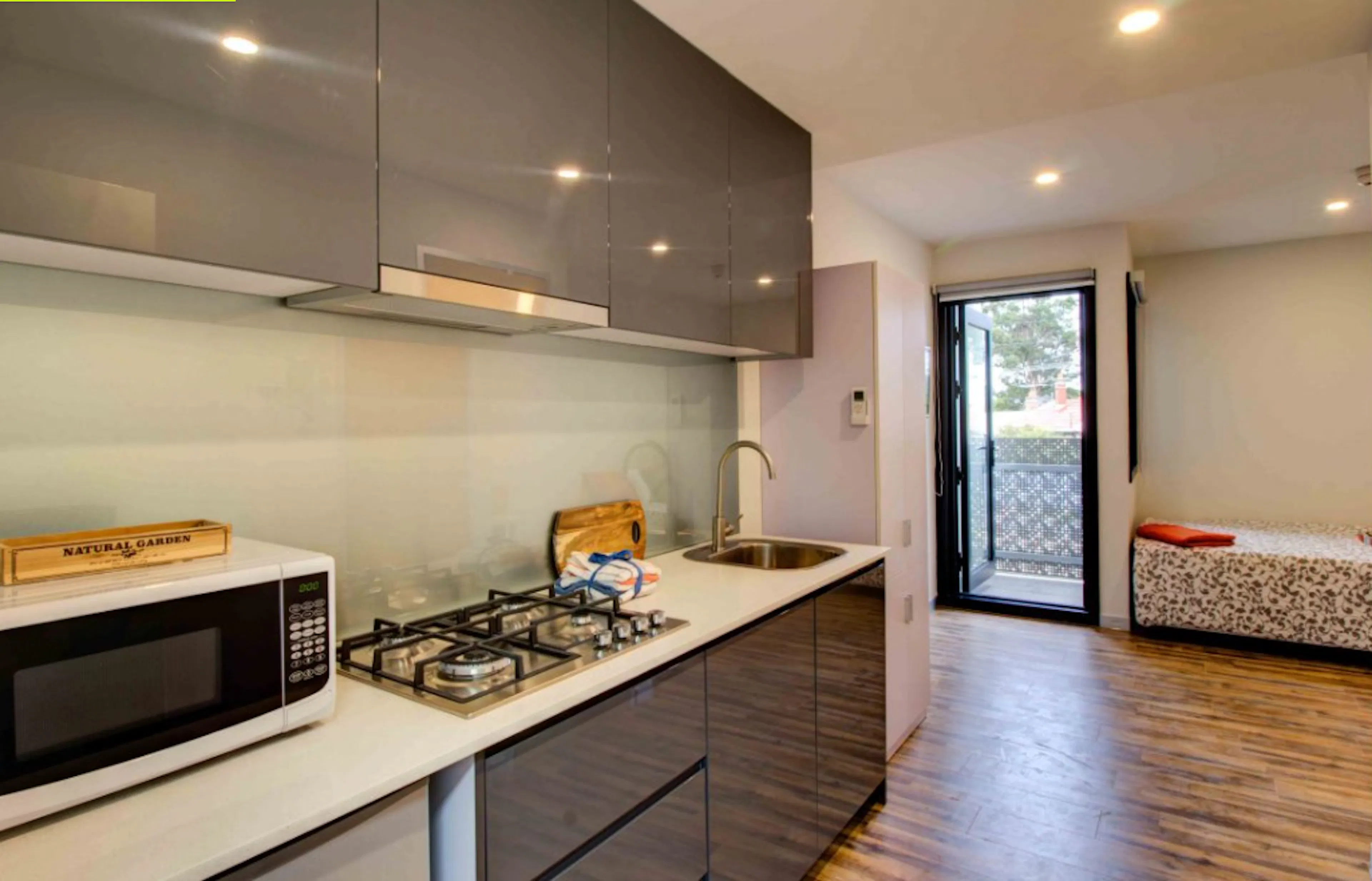1 Bedroom Large KITCHEN 2
