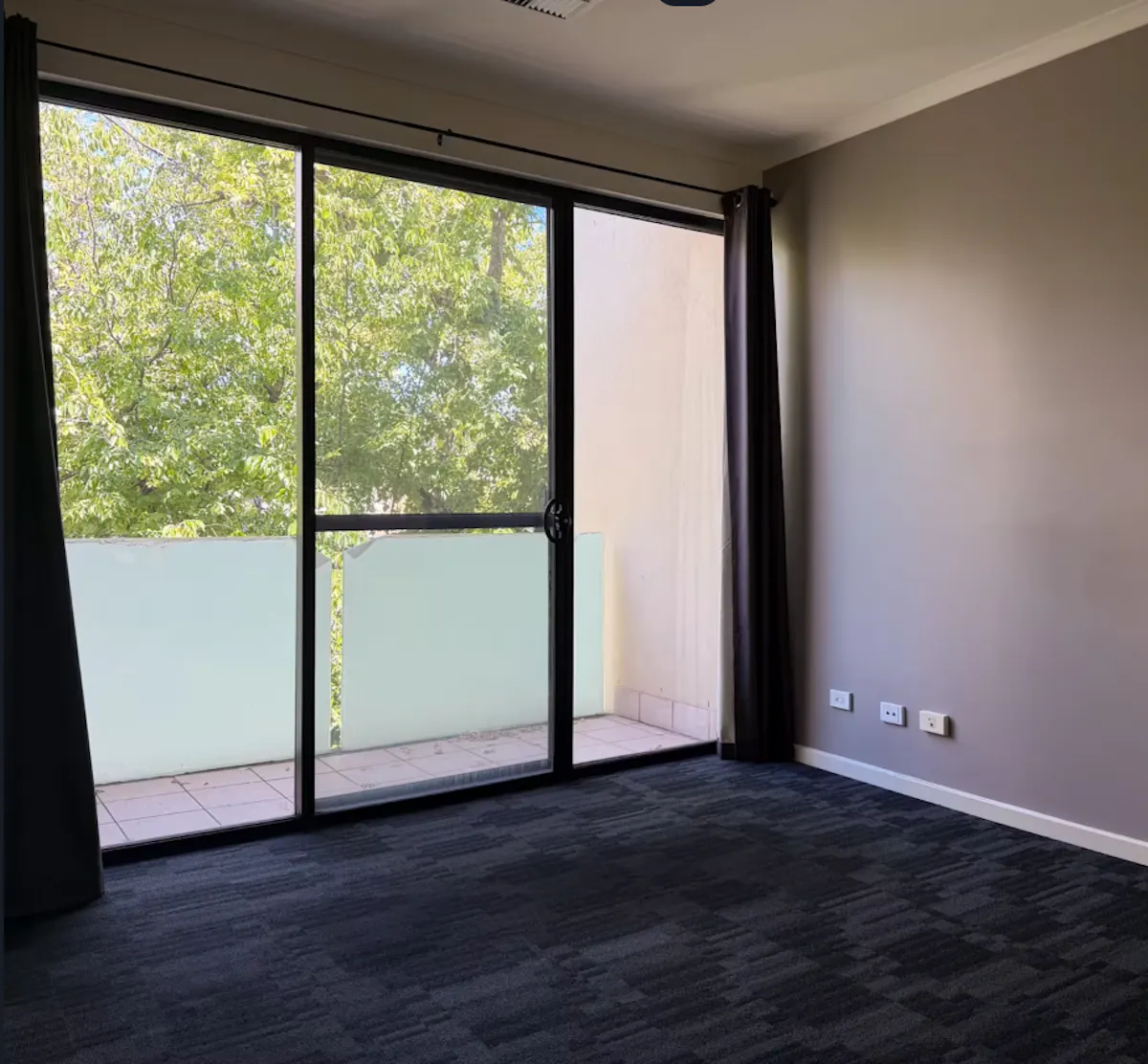 ROOM ROOM