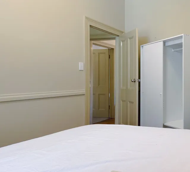Third Room room image 2