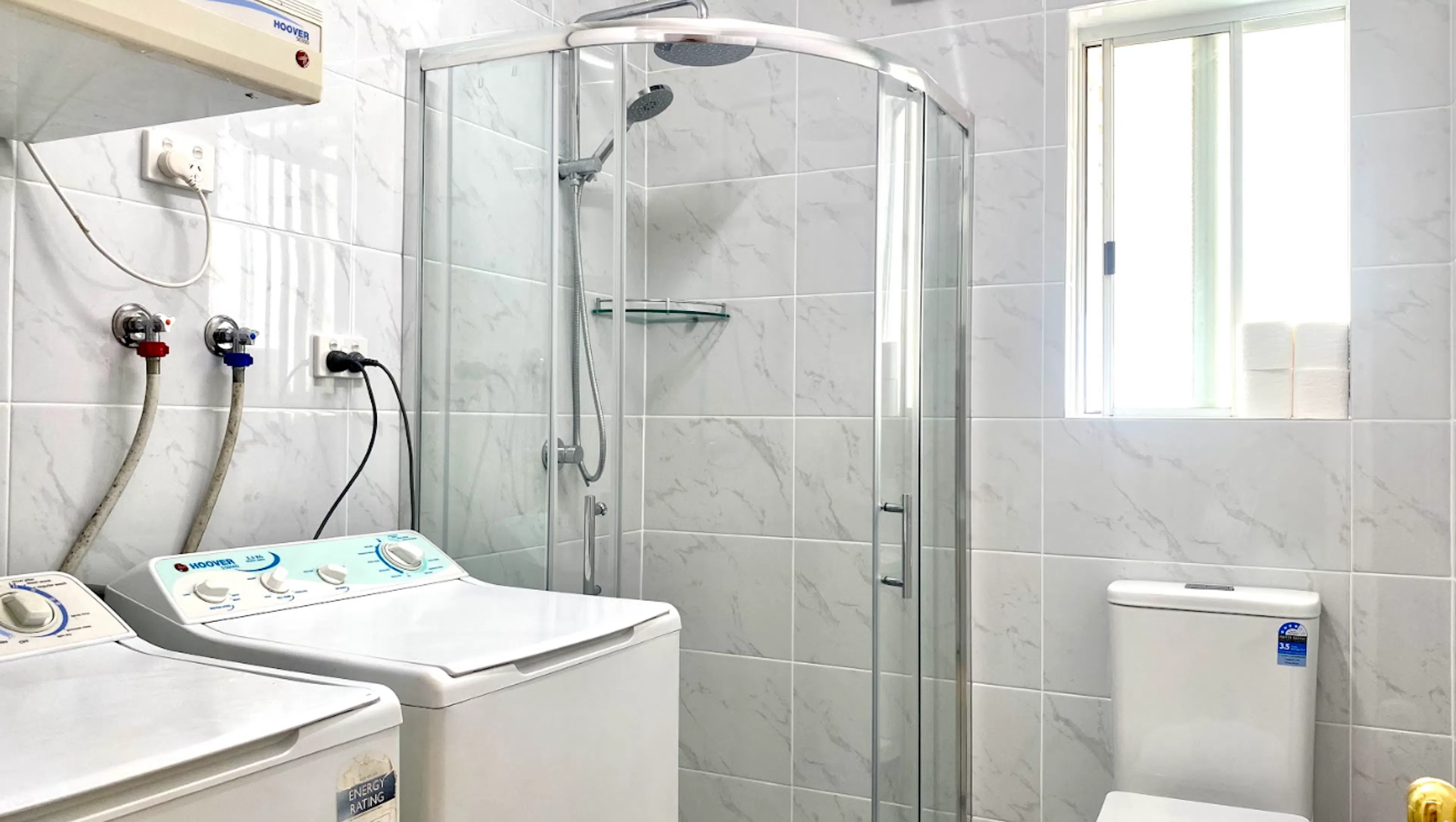 BATHROOM BATHROOM 3