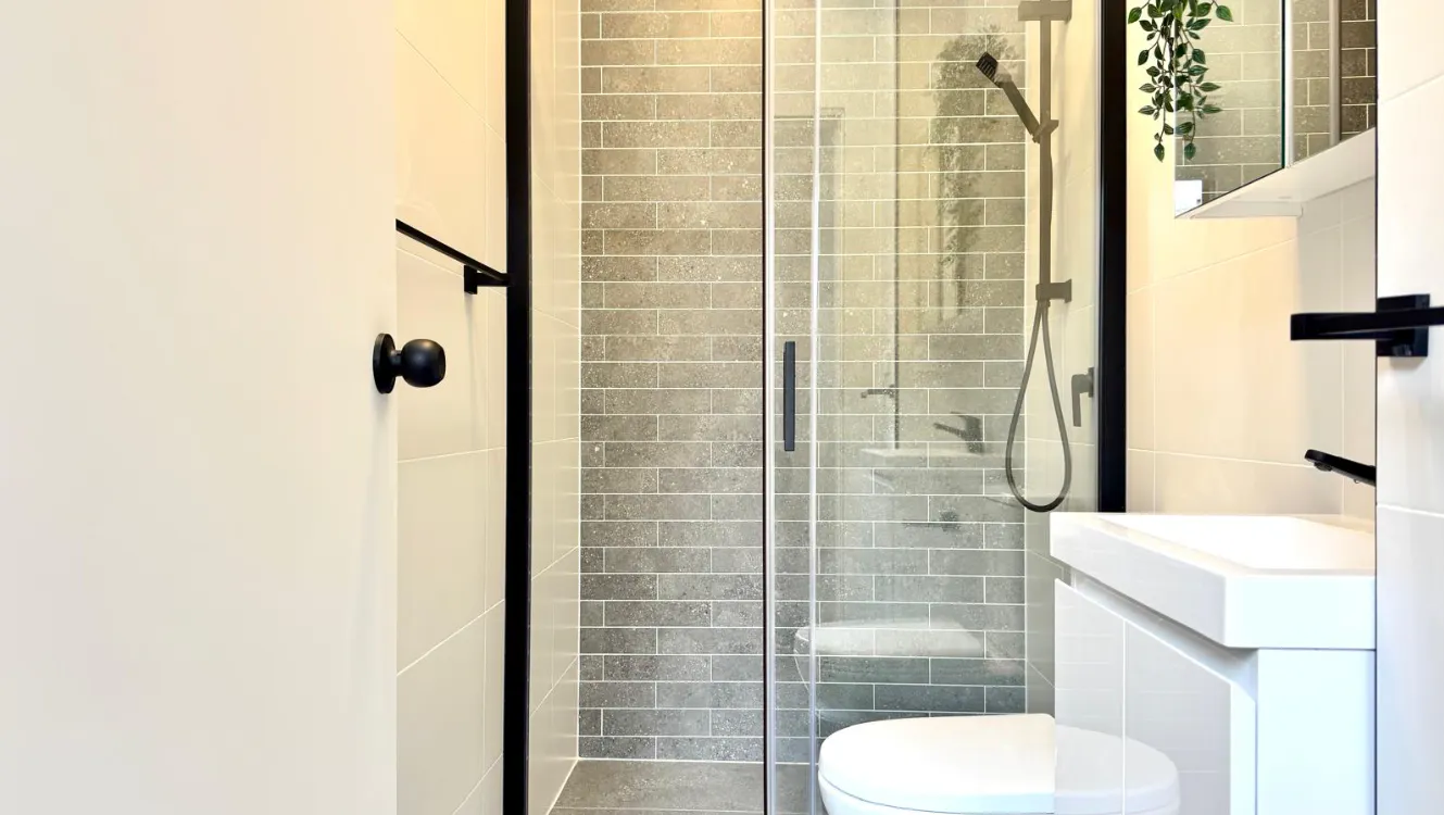 BATHROOM BATHROOM 2