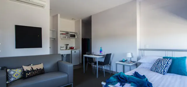 Large Double Studio room image 1