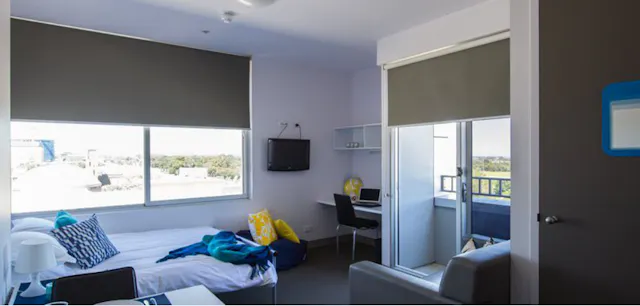 Large Double Studio room image 2