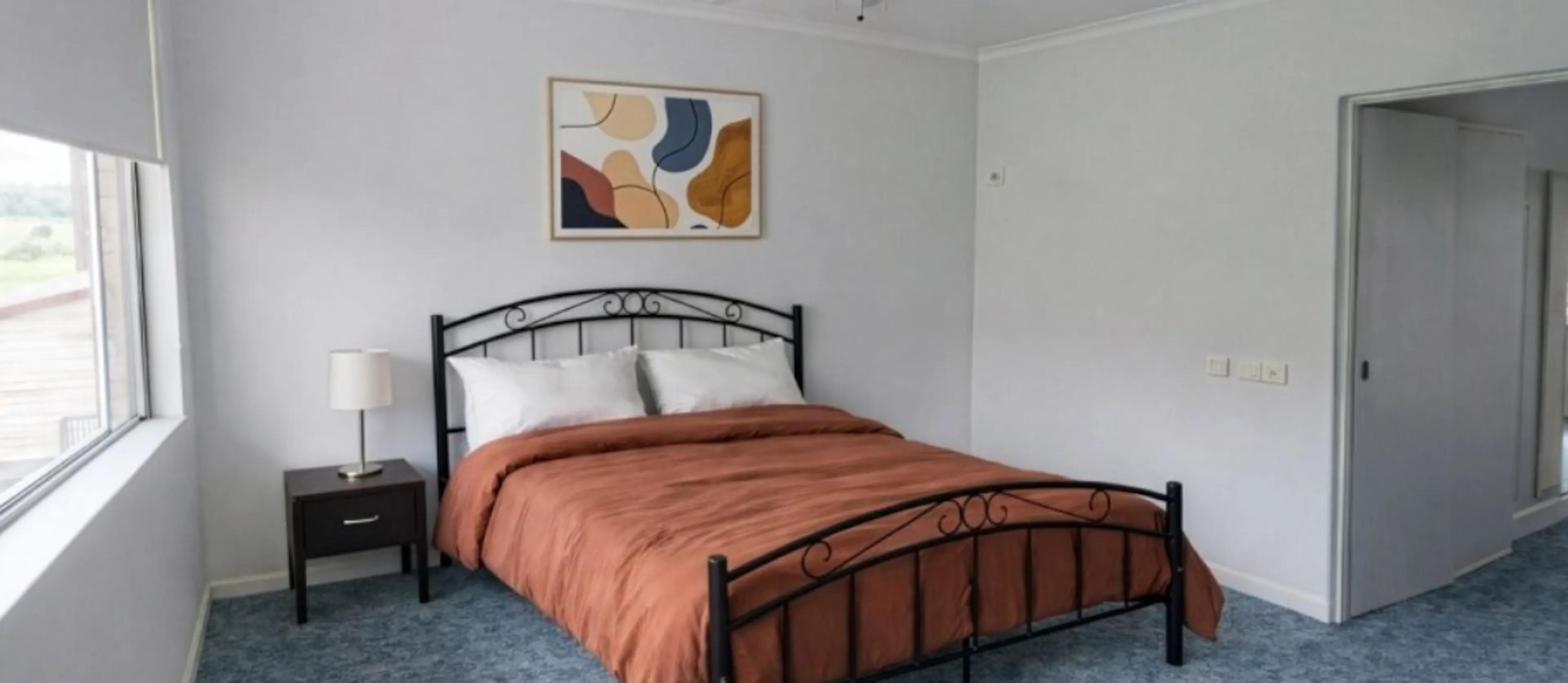 3 Bedroom Apartment ROOM 1