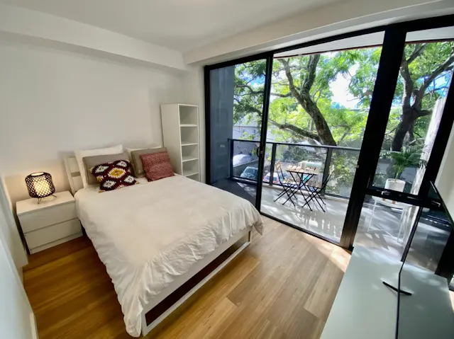 Studio+Balcony room image 2
