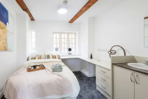 Premium Non En Suite (Truro Works) room image 1