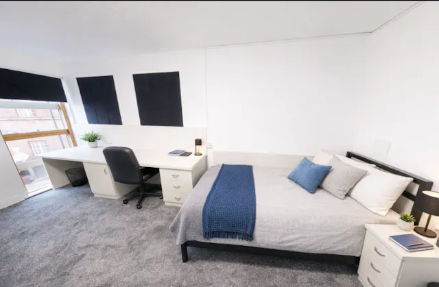Premium Non En Suite (Truro Court) room image 1