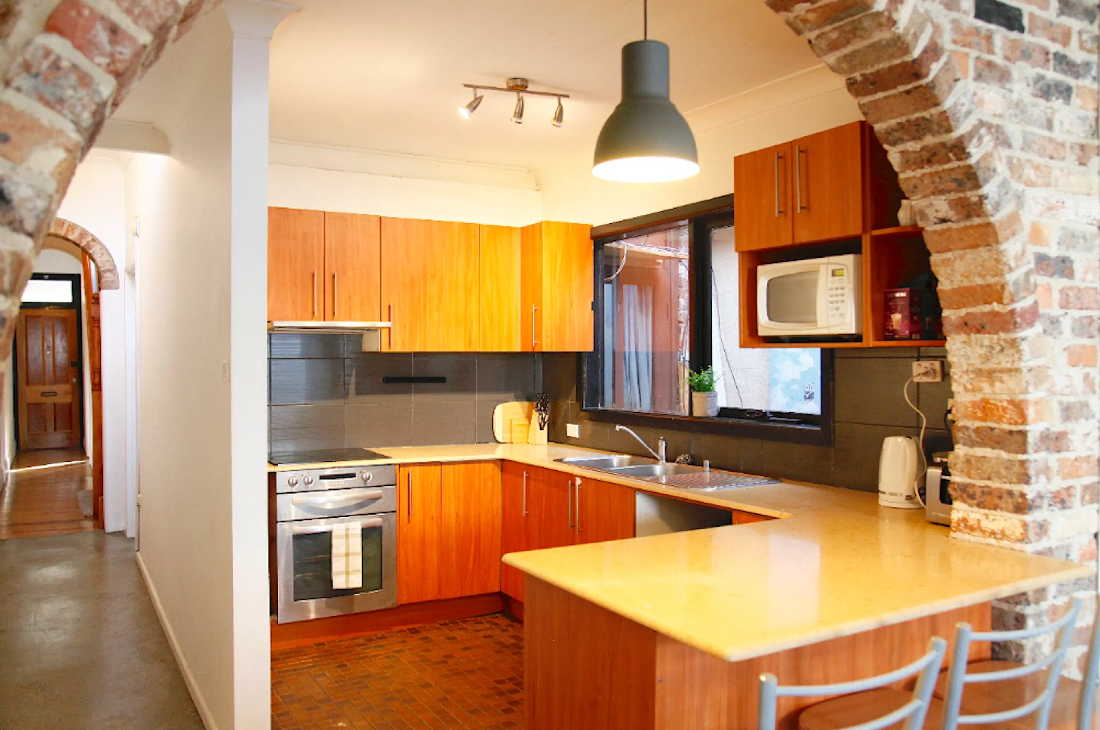 Room 3 (Non-Ensuite) KITCHEN 2